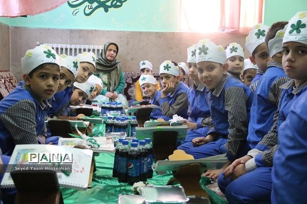 برگزاری جشن قرآن در دبستان تزکیه ناحیه یک شهرری