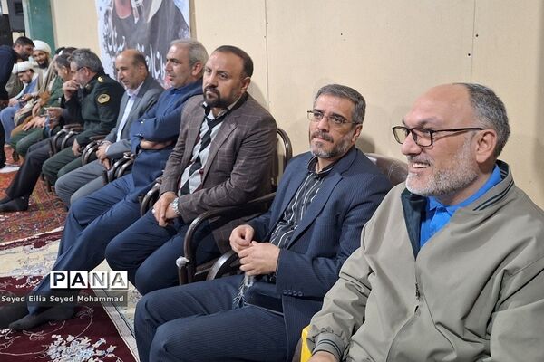 برگزاری شامگاه مشترک بسیجیان شهر قیامدشت به مناسبت هفته بسیج