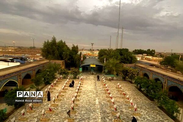 حضور دختران دانش‌آموز رودهن در اردوی راهیان نور