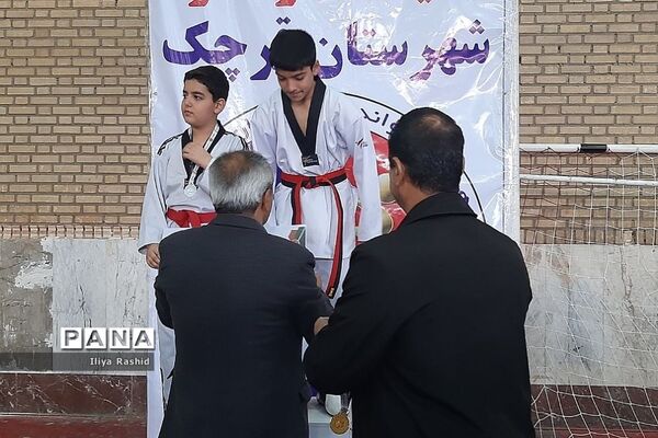 برگزاری مسابقات تکواندو در شهرستان قرچک