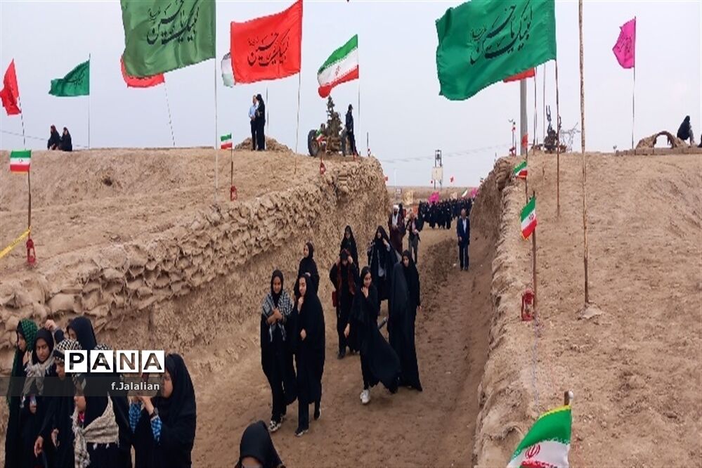 اردوی راهیان نور دانش‌آموزان ناحیه یک قم