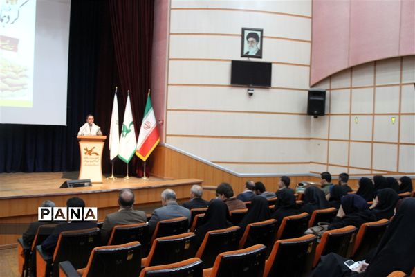 گردهمایی بسیجیان آموزش و پرورش ناحیه یک ساری