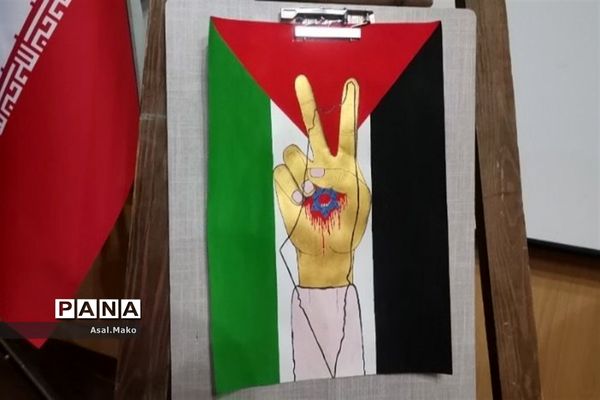 نمایشگاه هنرهای تجسمی در راستای حمایت از کودکان غزه در پاکدشت
