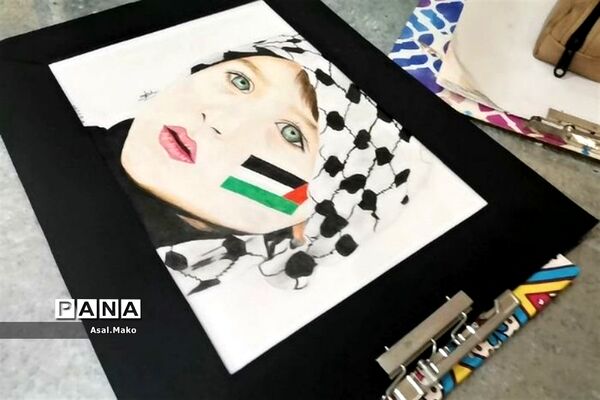نمایشگاه هنرهای تجسمی در راستای حمایت از کودکان غزه در پاکدشت