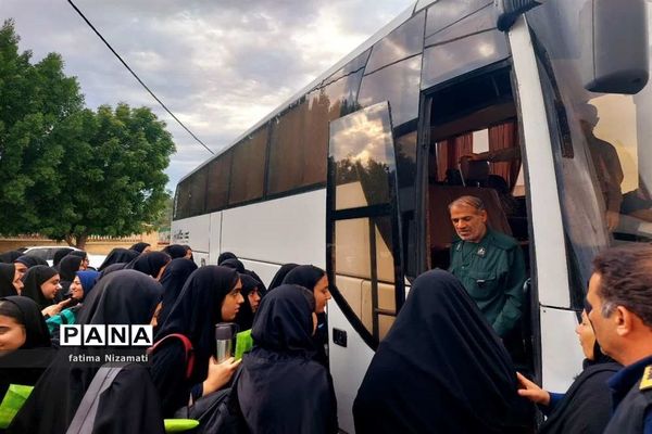 اعزام کاروان راهیان‌نور دانش‌آموزی ازمنطقه شبانکاره  به مناطق عملیاتی جنوب کشور