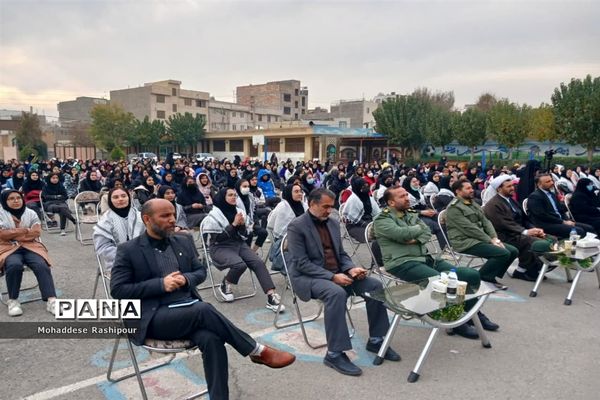 نواخته شدن زنگ امید درآموزشگاه قاضی طباطبایی اسلامشهر