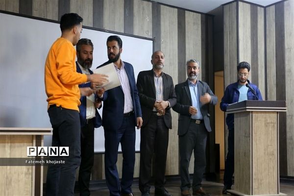 کارگاه آموزش سواد رسانه و خبرنویسی ویژه خبرنگاران پانا قرچک