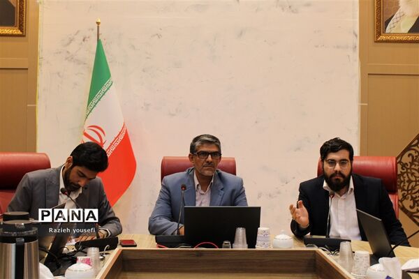 اولین جلسه هماهنگی ویژه مسئولان توزیع شیر رایگان مدارس دولتی مناطق شهرستان‌های استان‌تهران