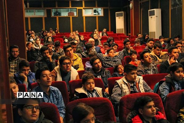 جلسه رؤسای شورای دانش‌آموزی پسران منطقه ۱۶