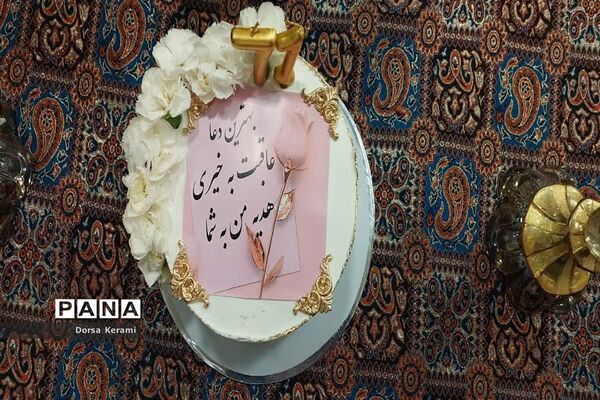 جشن تولد خیر مدرسه‌ساز در جمع دانش‌آموزان