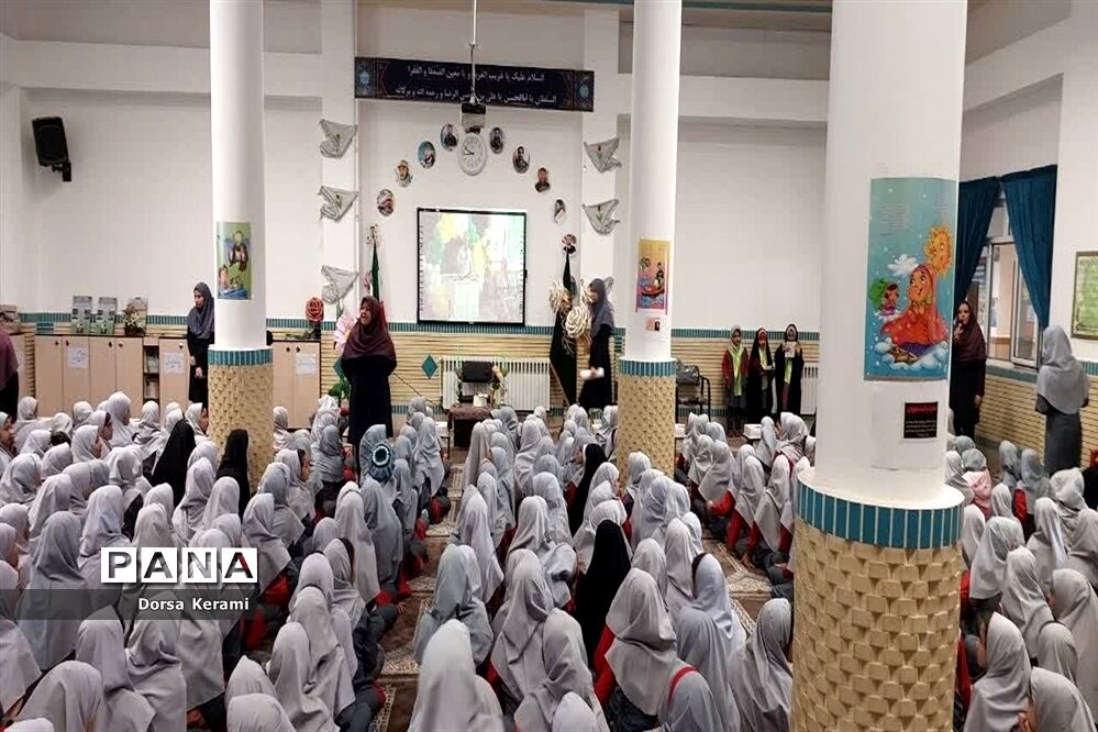 جشن تولد خیر مدرسه‌ساز در جمع دانش‌آموزان