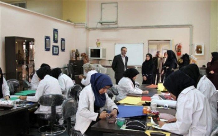 دولت بودجه‌ ای برای حمایت از استارت‌آپ‌های دانش آموزی اختصاص دهد