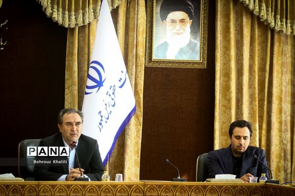 نشست خبری معاون حقوقی رئیس‌جمهوری