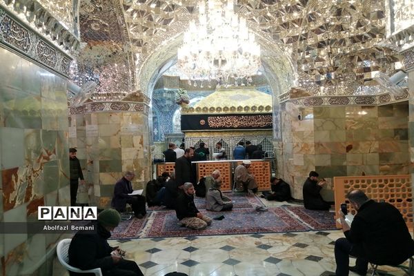 حرم بانوی کرامت در سحرگاه شهادت حضرت زهرا(س)