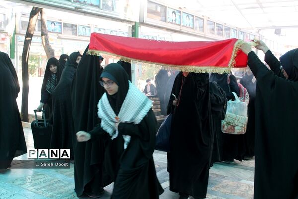 اعزام دانش‌آموزان مدارس دخترانه ناحیه چهار قم به اردوی راهیان نور