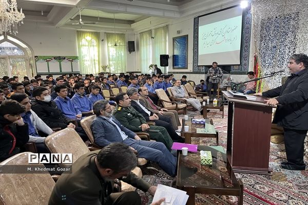 یادواره شهدای دبیرستان نمونه دولتی حاج محمد ایزدی در قم