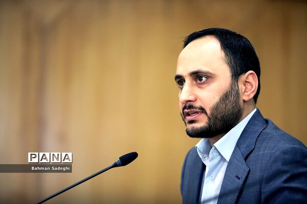 نشست خبری مشترک سخنگوی دولت و رئیس سازمان برنامه و بودجه