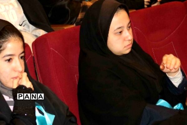 اردوی راهیان نور دانش‌آموز دخترشهرستان قدس