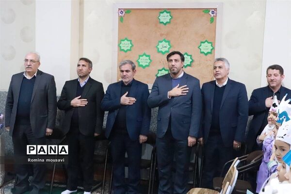 توزیع شیر رایگان در مدارس آذربایجان شرقی