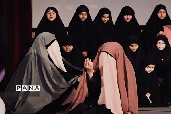 همایش تکریم خدمت