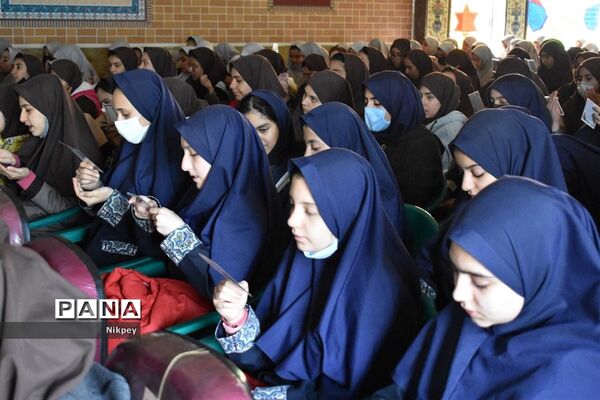 مراسم عزاداری ایام فاطمیه در دبیرستان شاهد حجاب منطقه ۱۳