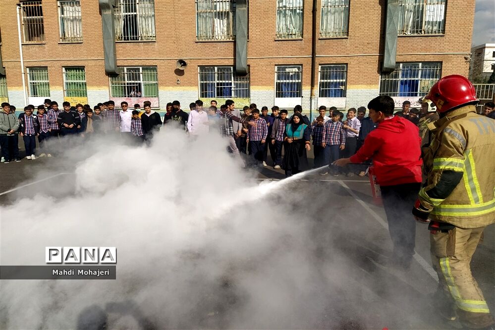 مانور زلزله