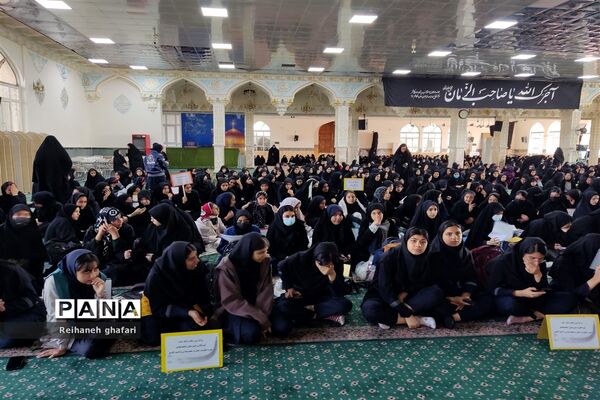 رقابت 1000 دانش‌آموز دختر کاشمر در مسابقه لیگ جت