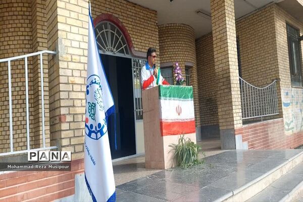 مانور سراسری زلزله در دبیرستان مسلم شهرستان ملارد