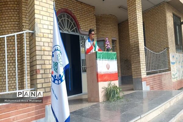 مانور سراسری زلزله در دبیرستان مسلم شهرستان ملارد