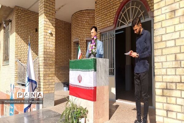 مانور سراسری زلزله در دبیرستان مسلم شهرستان ملارد