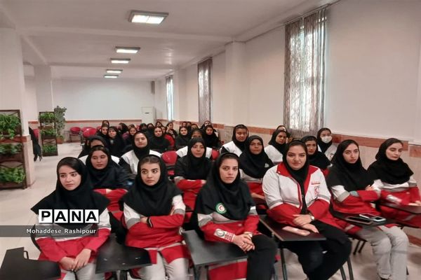 بیست و پنجمین مانور استانی زلزله و ایمنی درآموزشگاه قاضی‌طباطبایی اسلامشهر