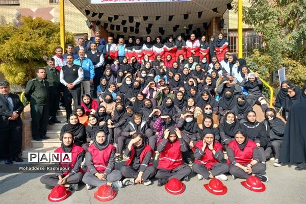 بیست و پنجمین مانور استانی زلزله و ایمنی درآموزشگاه قاضی‌طباطبایی اسلامشهر