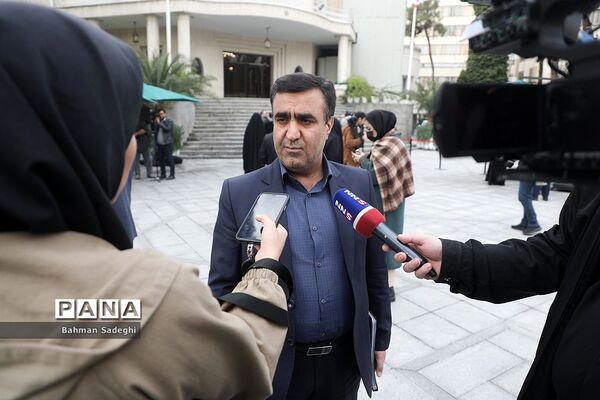 اعضای هیأت دولت در جمع خبرنگاران - ۸ آذر ۱۴۰۲