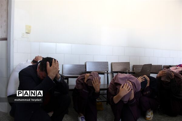 مائور زلزله در مدرسه نسیم سبحان یزد