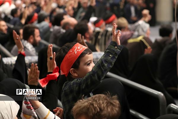 دیدار هزاران نفر از بسیجیان با رهبر معظم انقلاب