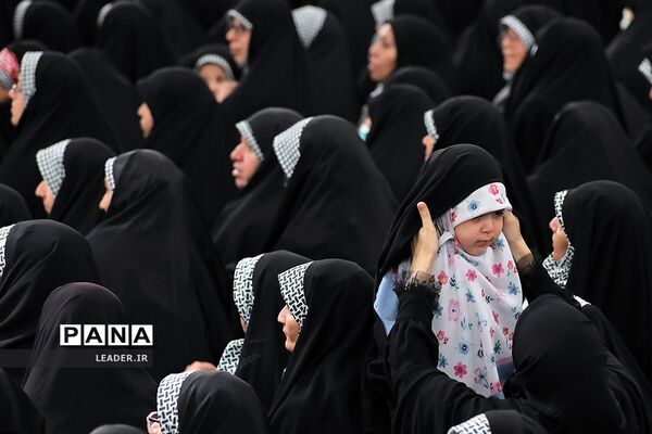 دیدار هزاران نفر از بسیجیان با رهبر معظم انقلاب