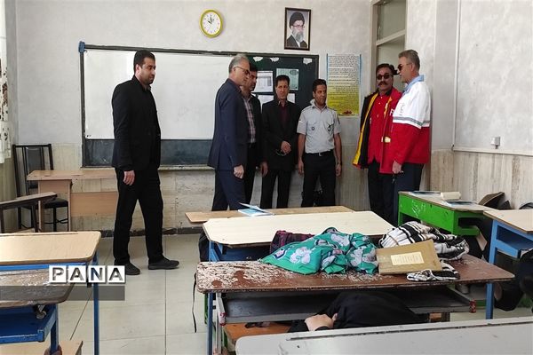 مانور زلزله در منطقه امامزاده