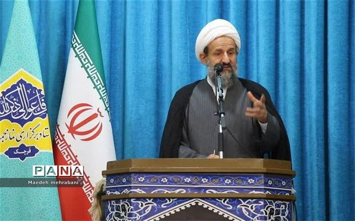قانون اساسی‌ از بزرگترین دستاورد‌های انقلاب است