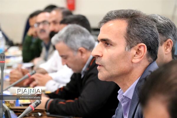 گردهمایی کارشناسان تربیت‌بدنی و سلامت نواحی و مناطق استان یزد در ابرکوه