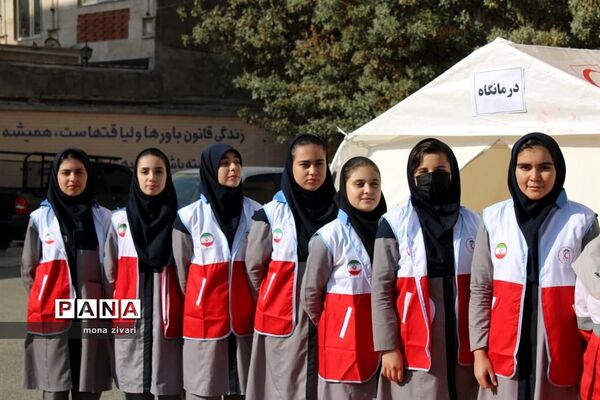 مانور زلزله و ایمنی در ناحیه یک بهارستان