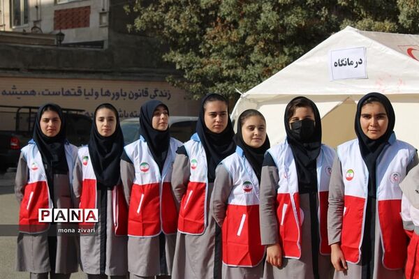 مانور زلزله و ایمنی در ناحیه یک بهارستان