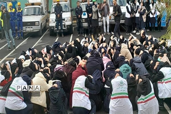 بیست و پنجمین  مانور سراسری زلزله و ایمنی مدارس  در استان البرز