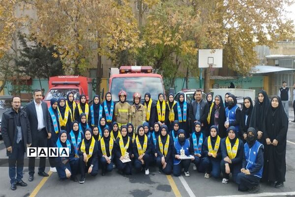 بیست و پنجمین  مانور سراسری زلزله و ایمنی مدارس  در استان البرز