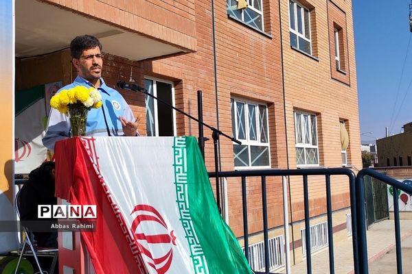 بیست‌وپنجمین مانور زلزله در مدرسه سحر پاکدشت