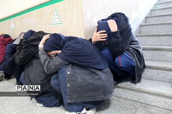 آیین بیست و پنجمین مانور سراسری زلزله با شعار (مدرسه ایمن، جامعه تاب‌آور)