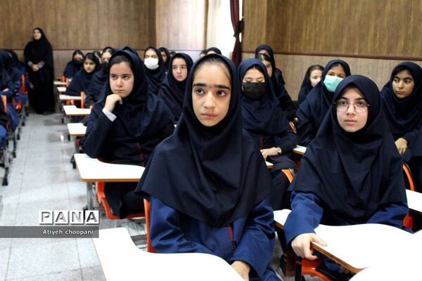 آیین بیست و پنجمین مانور سراسری زلزله با شعار (مدرسه ایمن، جامعه تاب‌آور)