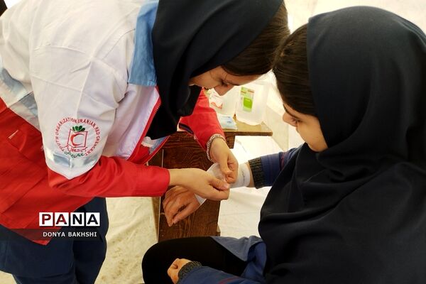 برگزاری مانور زلزله درمدارس کهریزک و باقرشهر