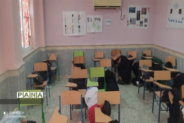 بیست و پنجمین مانور سراسری زلزله و ایمنی در مناطق 23 گانه استان هرمزگان