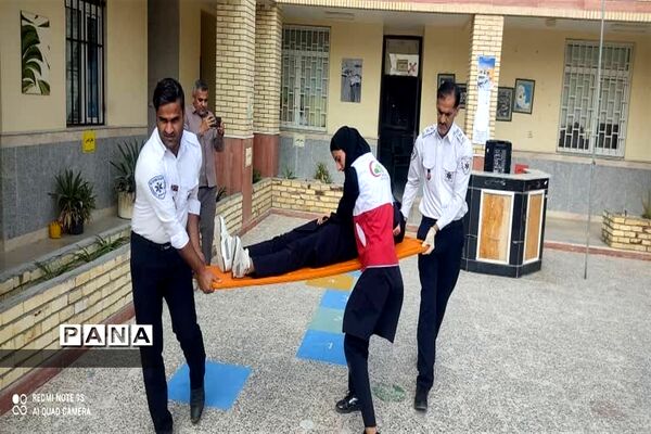 بیست و پنجمین مانور سراسری زلزله و ایمنی در مناطق 23 گانه استان هرمزگان