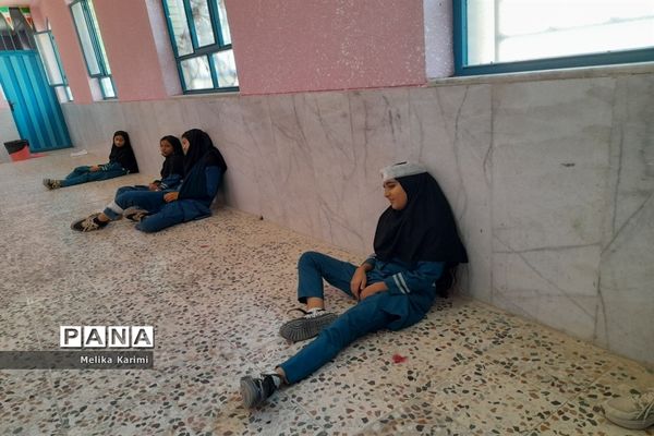 مانور زلزله در دبیرستان دخترانه شهید‌اژدری کوهمره نودان